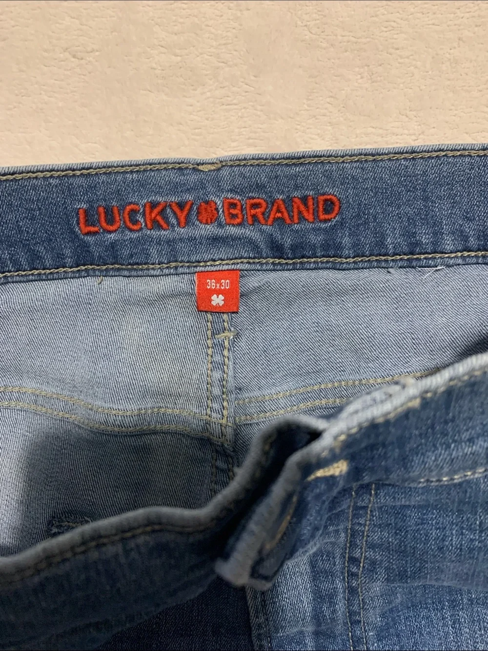 Lucky Brand 223 Straight Jeans Men’s Blue Denim  Stretch 36x30